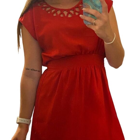 ❤️ Forever 21 Red Cage Dress ❤️ - Picture 6 of 15